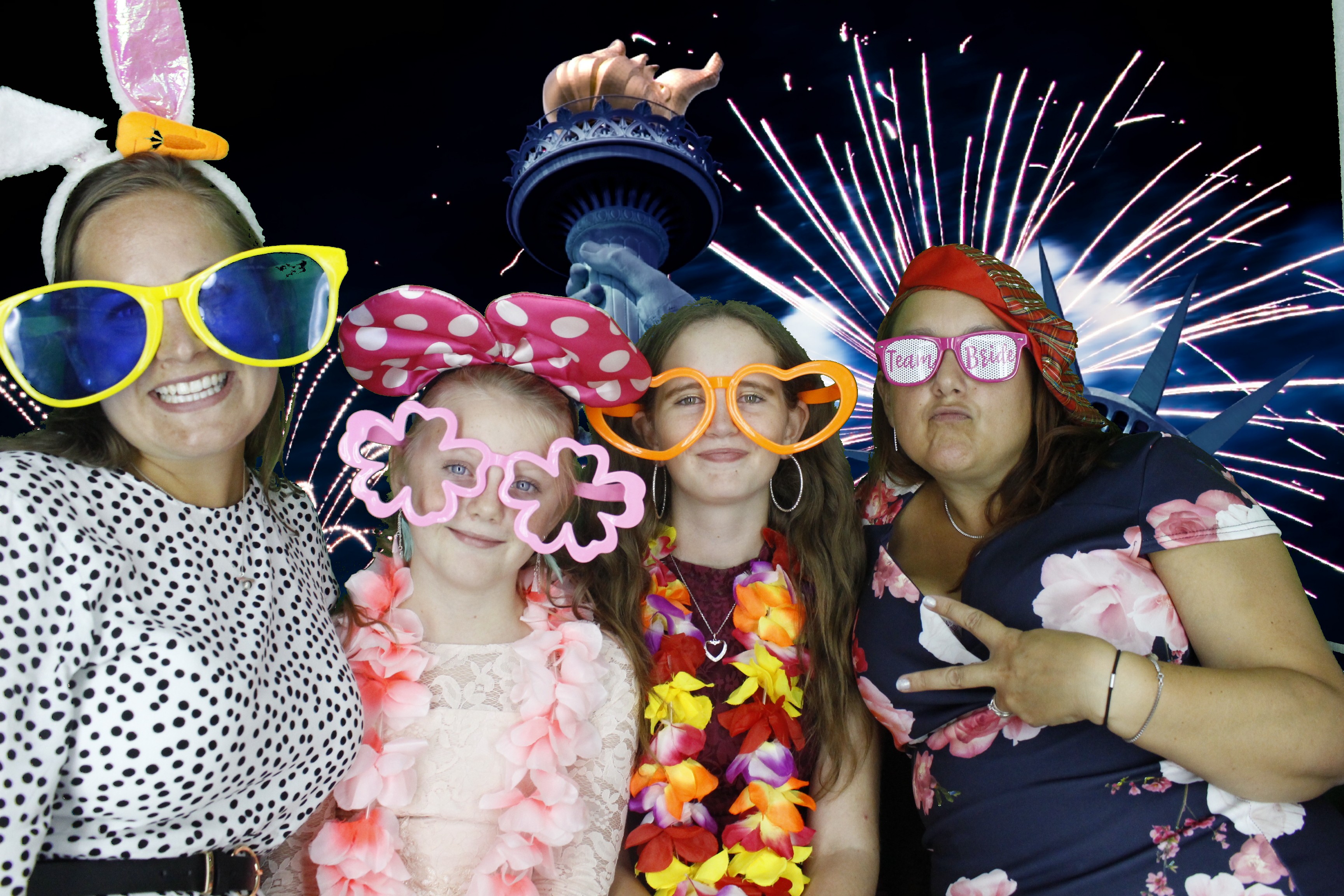 Rebecca and Warren's Wedding | View more photos from the event at gallery.myphotoboothexperience.co.uk/u/MyPhotoBoothExperienceLtd/Rebecca-and-Warrens-Wedding